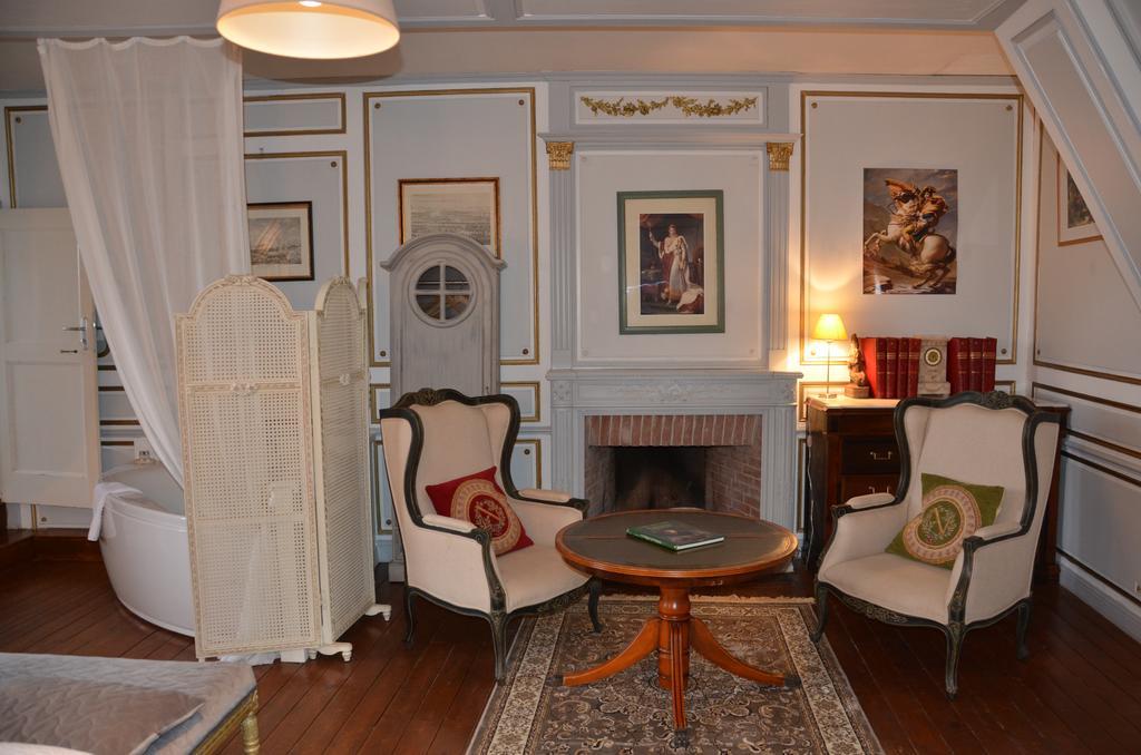 La Tour Du Lion Bed & Breakfast Rochefort-en-Terre Luaran gambar